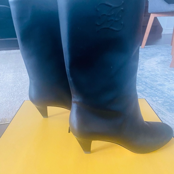 FENDI leather boots - Picture 4 of 9